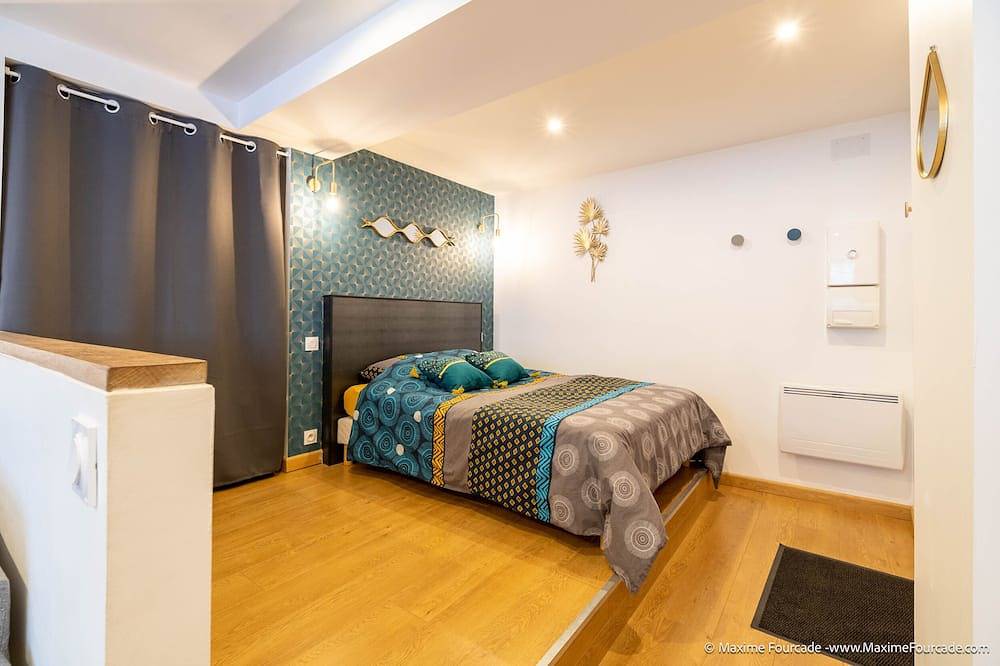 Entire apartment, \"Le Blue Bay T2*Very Center*Comfortable*Wifi in Tarbes, Hautes-Pyrénées