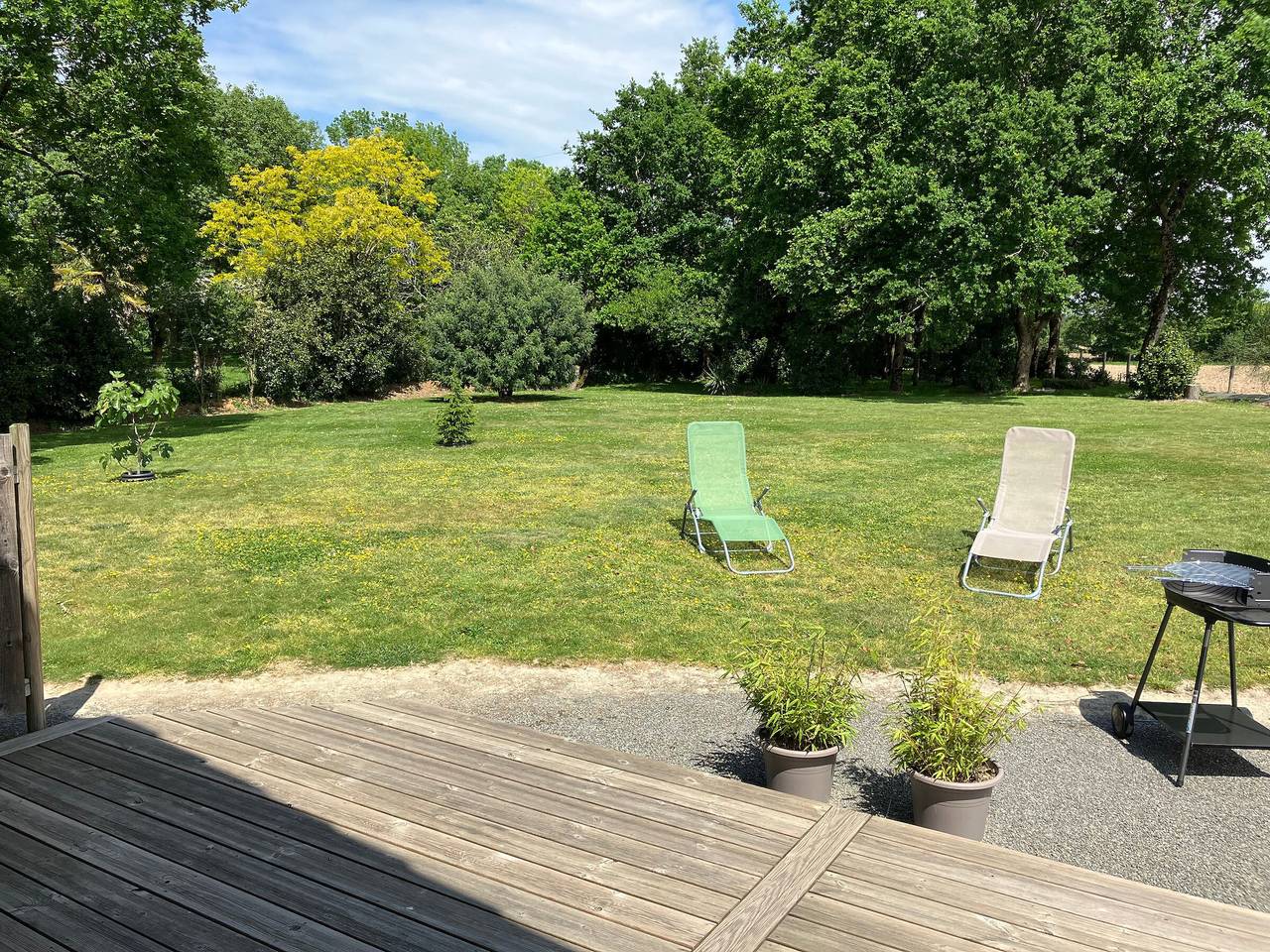 Casa Rural Tranquila con Jardín y Aparcamiento Práctico in Villeneuve-en-Retz, Valle del Loira