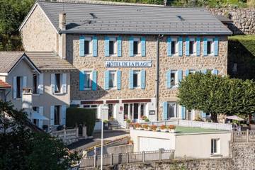 Hôtel pour 3 personnes, avec vue et terrasse, animaux acceptés à Le Chambon-sur-Lignon