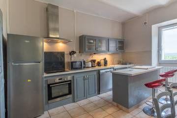 Location De Vacances pour 10 Personnes dans Berrias-et-Casteljau, Parc national des Cévennes, Photo 4