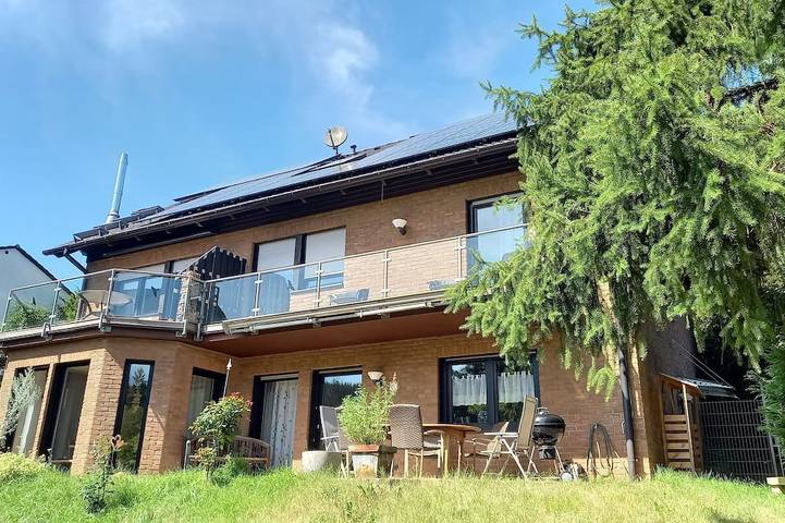 Ferienwohnung für 5 Personen, mit Balkon und Garten in Mossautal