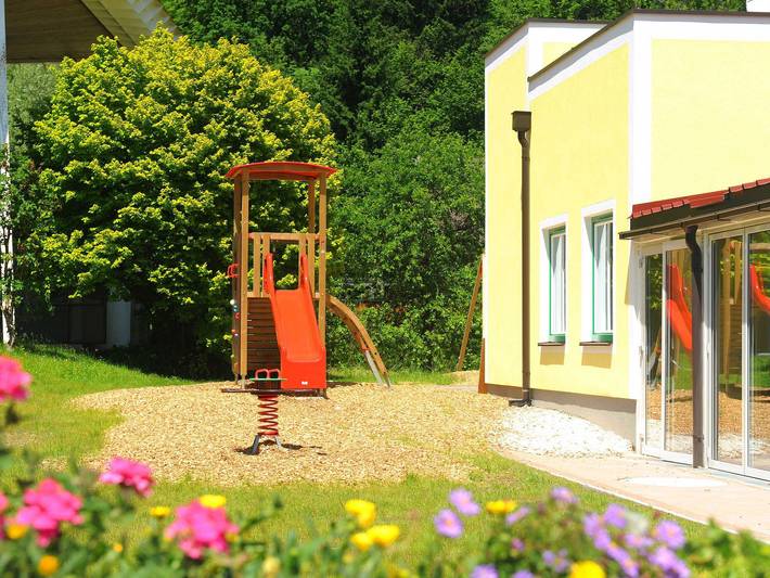 Kirchenwirt Aigen - Standard Einzelzimmer in Rottenmanner und Wölzer Tauern, Aigen im Ennstal
