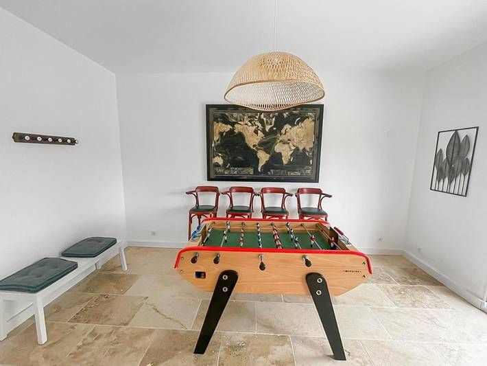 Location de vacances pour 8 personnes, avec jardin ainsi que vue et piscine dans Plage de La Birochère - 4