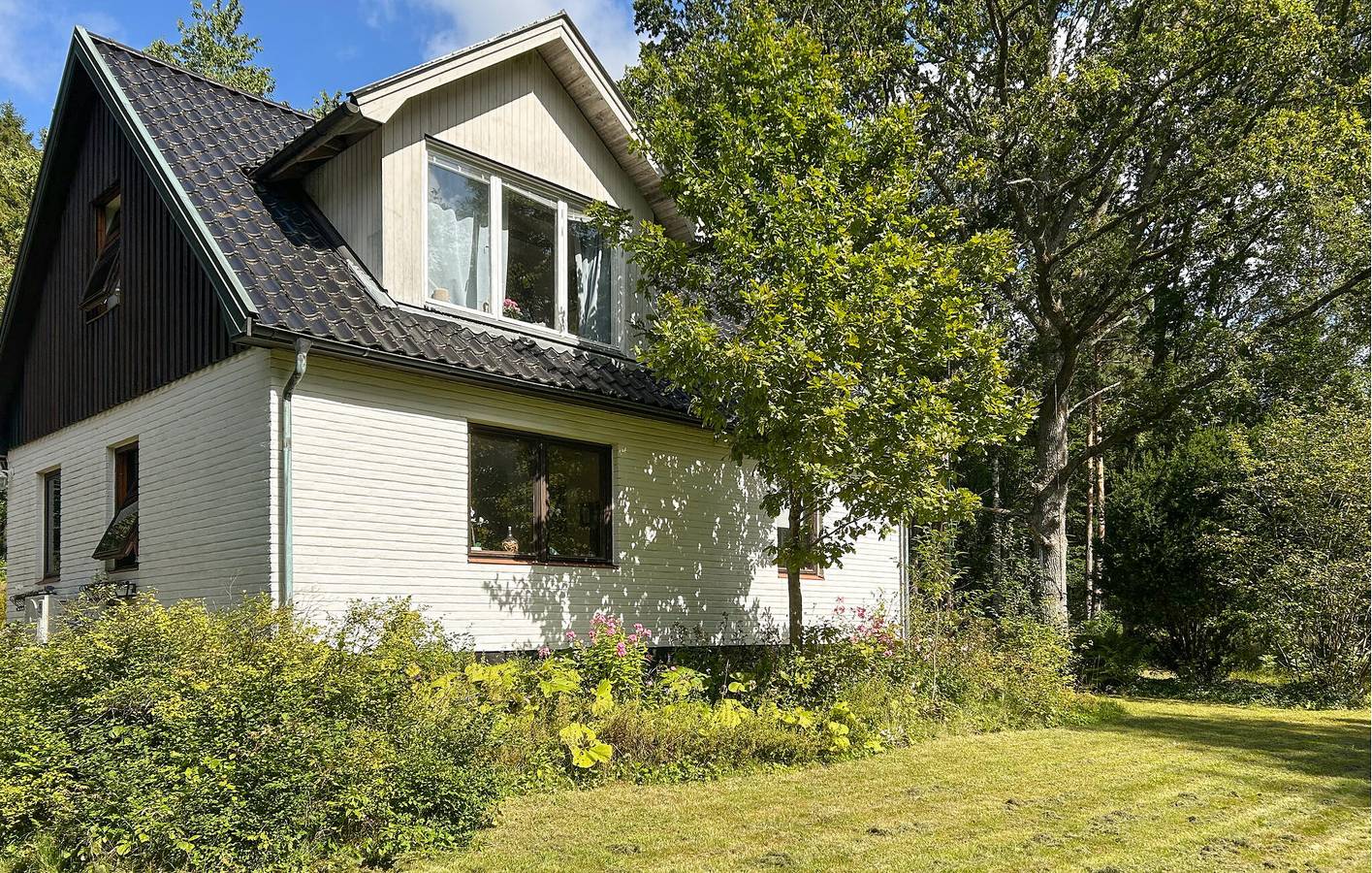 Hus för 5 Personer, med terass samt trädgård och utsikt, med husdjur