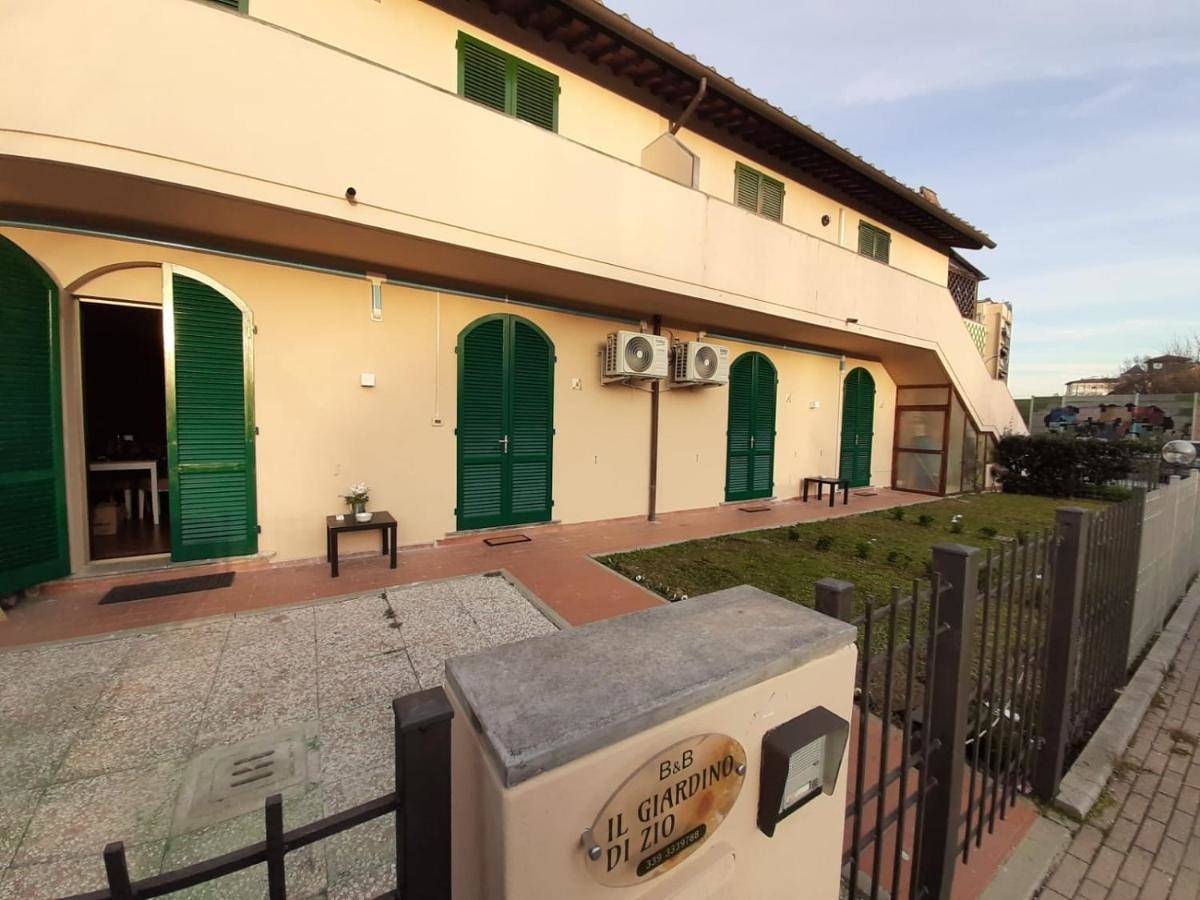 Triple Room with Private Bathroom in Pisa, Italienische Riviera