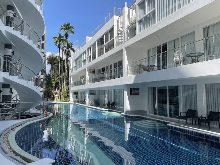 Ferieleilighet for 5 personer, med hage i Karon Beach