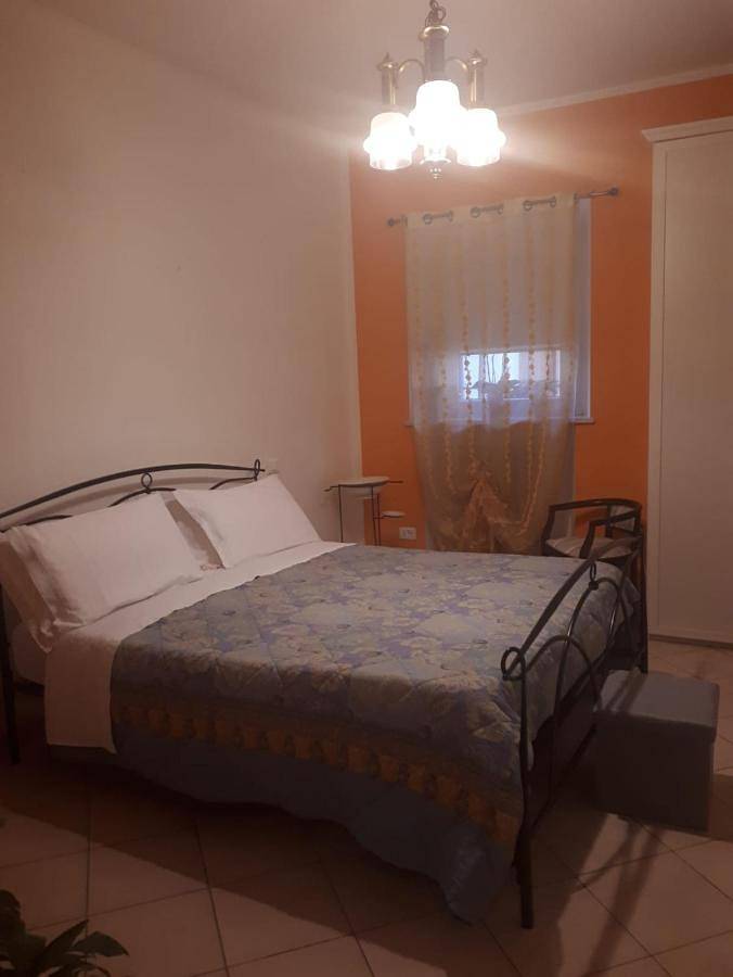 Two-Bedroom House in Volta Mantovana, Mantua Provinz
