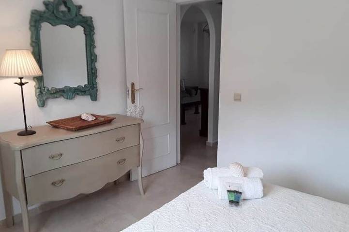 Appartement entier, Calahonda Royale Apartment Edif Lirio, Mijas Costa by Holidays & Home in Urbanizacion Calahonda, Mijas