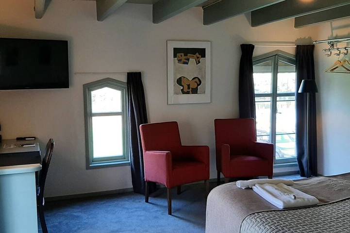 B&B and Spa Estate Matanze, Deer View room. in IJssel