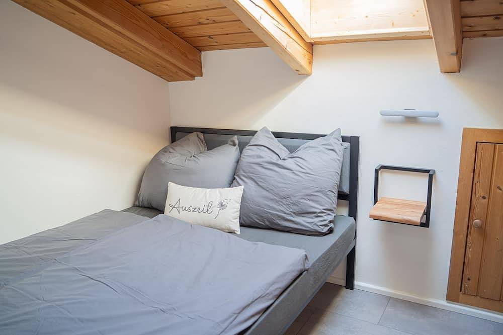 Ganze Wohnung, Ferienwohnung Auszeit 2 in Ainring, Rupertiwinkel