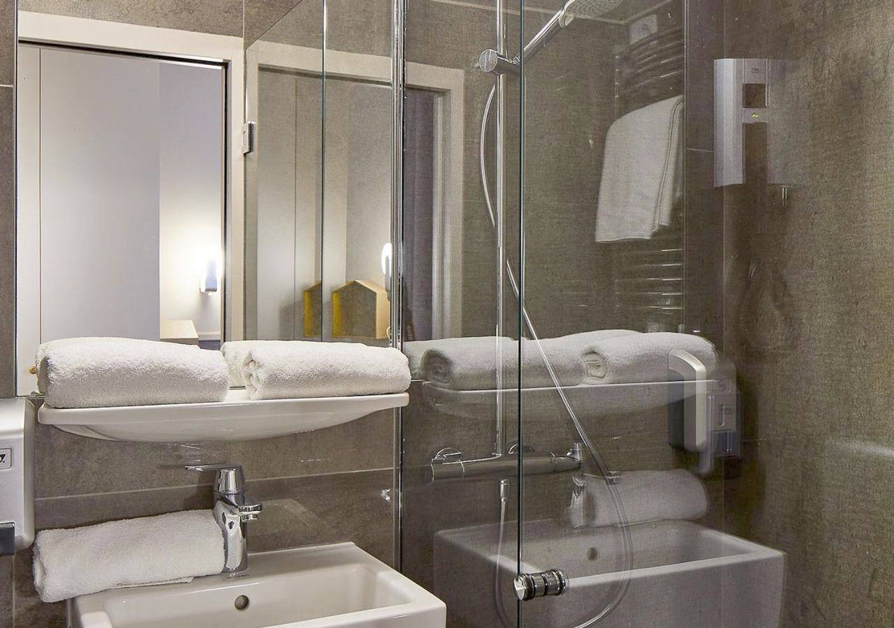 Double Room in 3e arrondissement, Paris