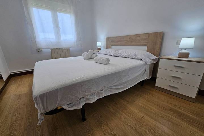 Apartamento entero, 188A Cimadevilla verde y mar in Distrito Centro (Gijón), Gijón