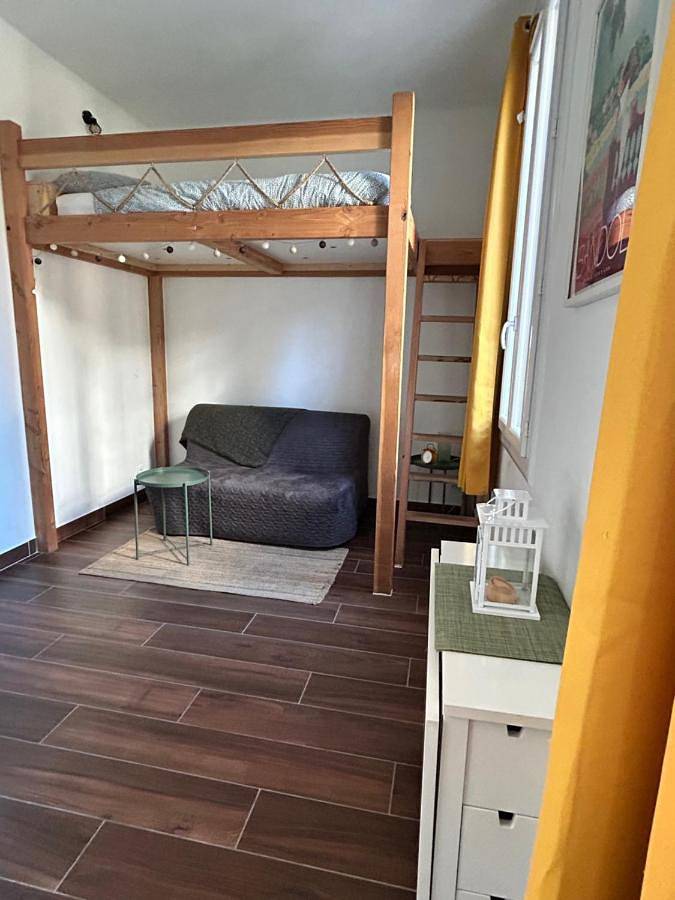 Gîte pour 4 personnes, animaux acceptés dans Gare De Bandol