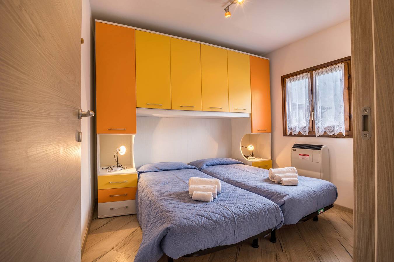 Vakantiehuis "Camilla" met uitzicht op het meer, tuin & Wi-Fi, foto 11