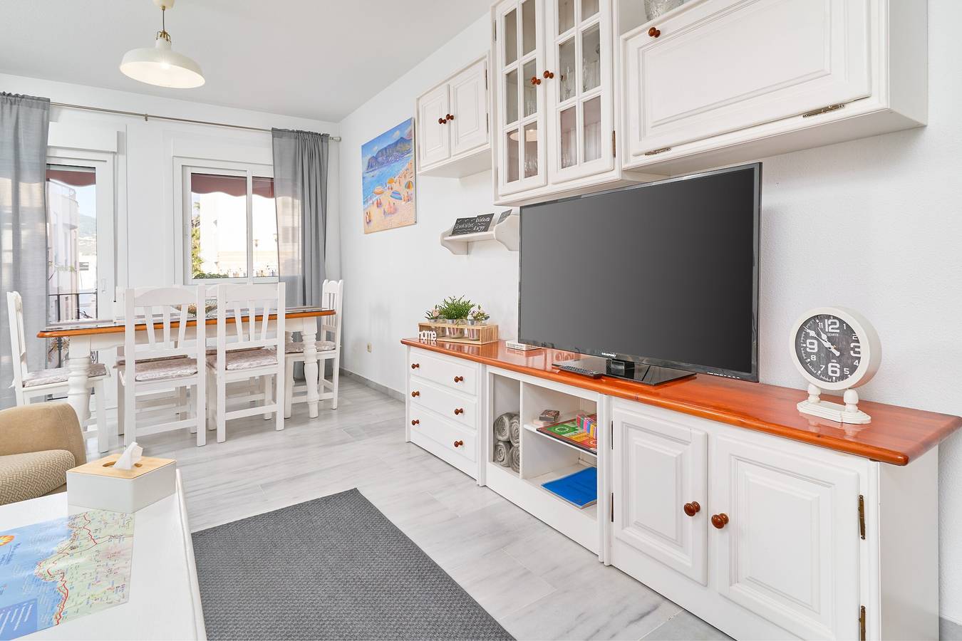 Appartement entier, Appartement 'El Sol Del Sur' avec vue mer, Wi-Fi et climatisation in La Herradura, Almuñecar