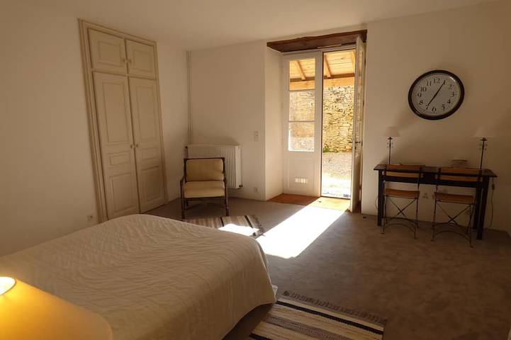 Location de vacances pour 18 personnes, avec terrasse à Saint-Martial-d'Albarède - 3