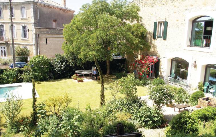 Location de vacances pour 10 personnes, avec terrasse ainsi que piscine et jardin dans Parc naturel régional du Haut-Languedoc - 4
