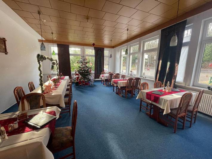 Hotel für 9 Personen, mit Terrasse und Garten in Elend - 4