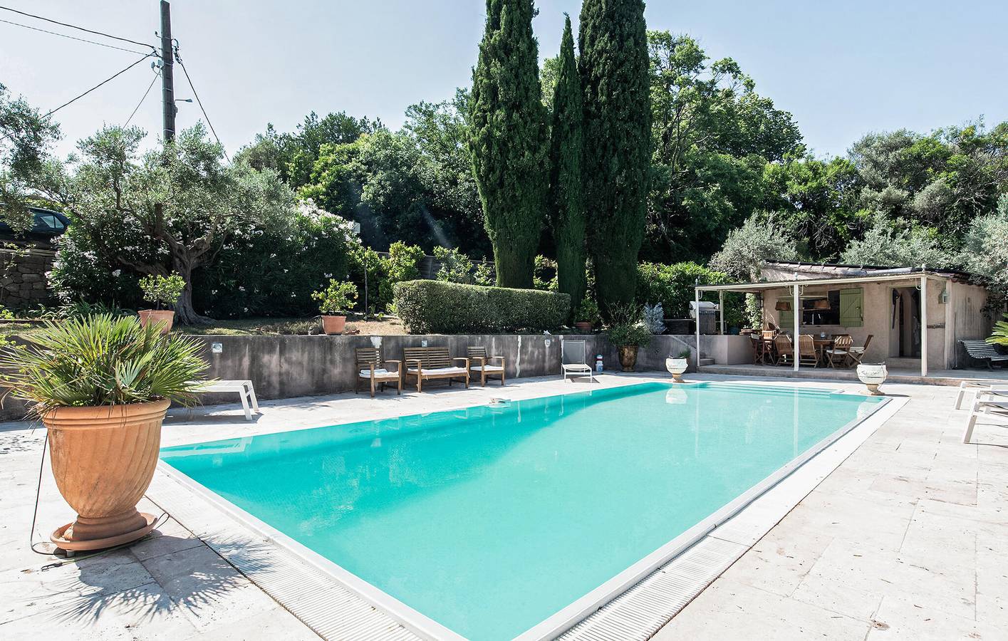 Charmante Wohnung mit Pool, Terrasse & WiFi - Tourrettes in Tourrettes, Draguignan Region