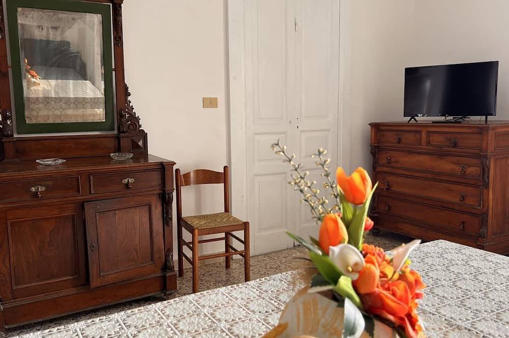 Appartamento intero, Grazioso appartamento nel centro storico di Fuscaldo per famiglie in Fuscaldo, Provincia di Cosenza