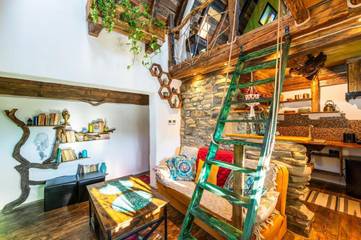 Location de vacances pour 2 personnes, avec jardin et vue dans Mureș