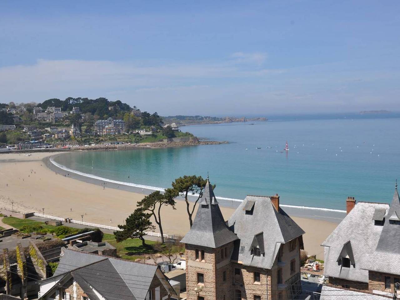 Appartement De Vacances pour 4 Personnes dans Perros-Guirec, Région de Lannion