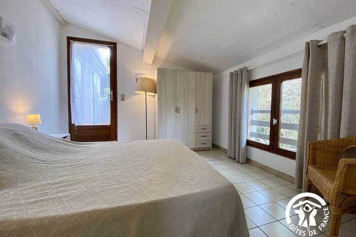 Location de vacances pour 6 personnes, avec piscine et jardin à Palaja - 4