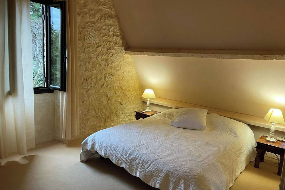 Holiday Rental With Private Heated Pool For Vacation In Dordogne in La Roque-Gageac, Périgord Noir