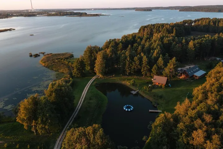 Casa vacanza per 20 persone, con balcone e sauna nonché giardino e idromassaggio - 1