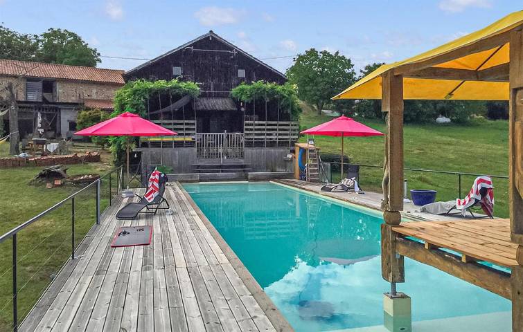 Location de vacances pour 4 personnes, avec piscine ainsi que jardin et jacuzzi à Saint-Sulpice-de-Roumagnac - 2
