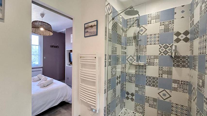 Location de vacances pour 4 personnes, avec jacuzzi à Favières - 2