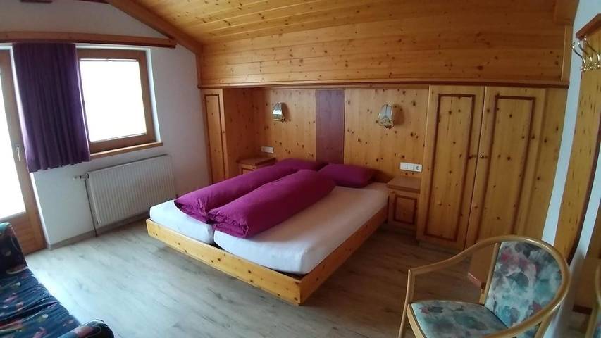 Ferienwohnung für 4 Personen, mit Garten und Ausblick, kinderfreundlich
