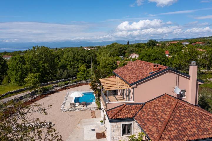 Villa Olive Paradise with pool and sauna in Malinska-Dubašnica, Krk