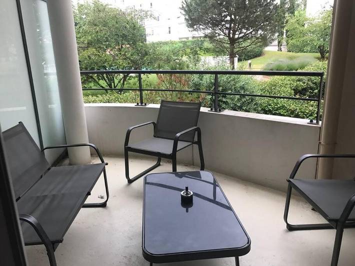 Gîte pour 3 personnes, avec jardin et balcon ainsi que vue et piscine à Tassin-la-Demi-Lune - 4