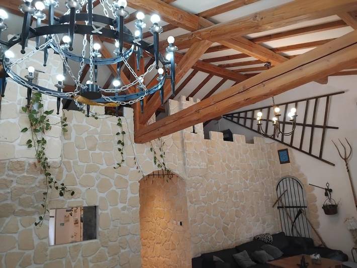 Location de vacances pour 7 personnes, avec piscine et terrasse ainsi que vue et jardin à La Bruguière - 2
