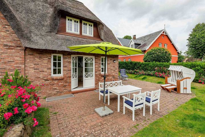 Ferienhaus für 4 Personen, mit Terrasse und Garten sowie Sauna - 1