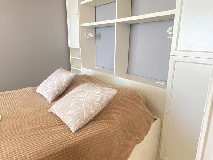 Gîte pour 3 personnes, avec jardin et vue sur l’océan, adapté aux familles dans Boulouris - 4