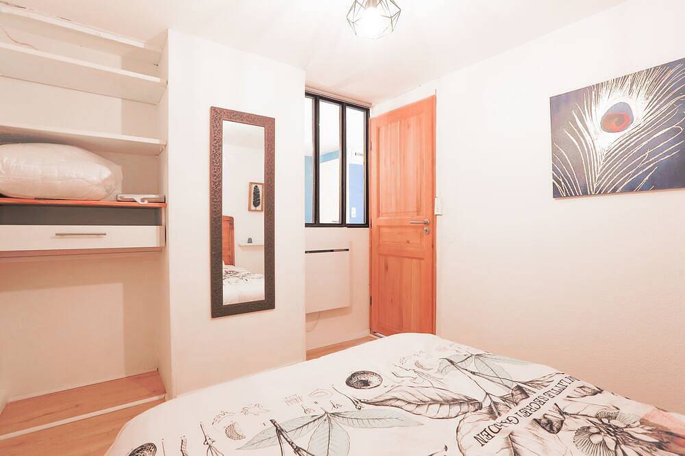 Apartamento entero, Amplio nido acogedor en el Centre Royat in Royat, Parque Natural Regional Volcans d'Auvergne