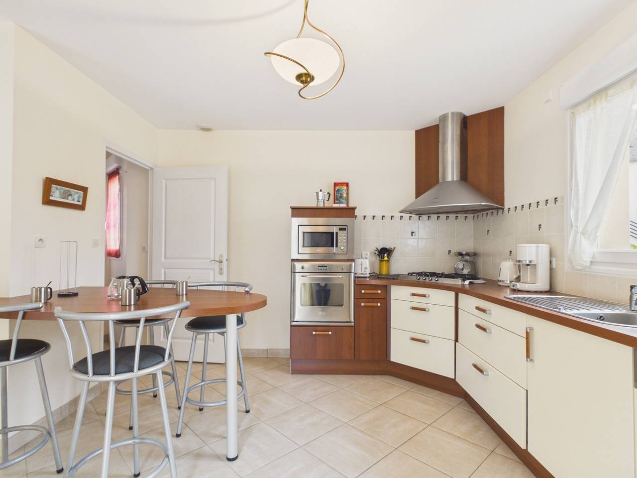Plage à pied, spacieuse maison avec jardin in Lilia, Plouguerneau