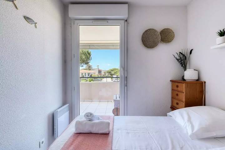 Gîte pour 4 personnes, avec balcon et piscine dans Golf Grand Jardin - 2