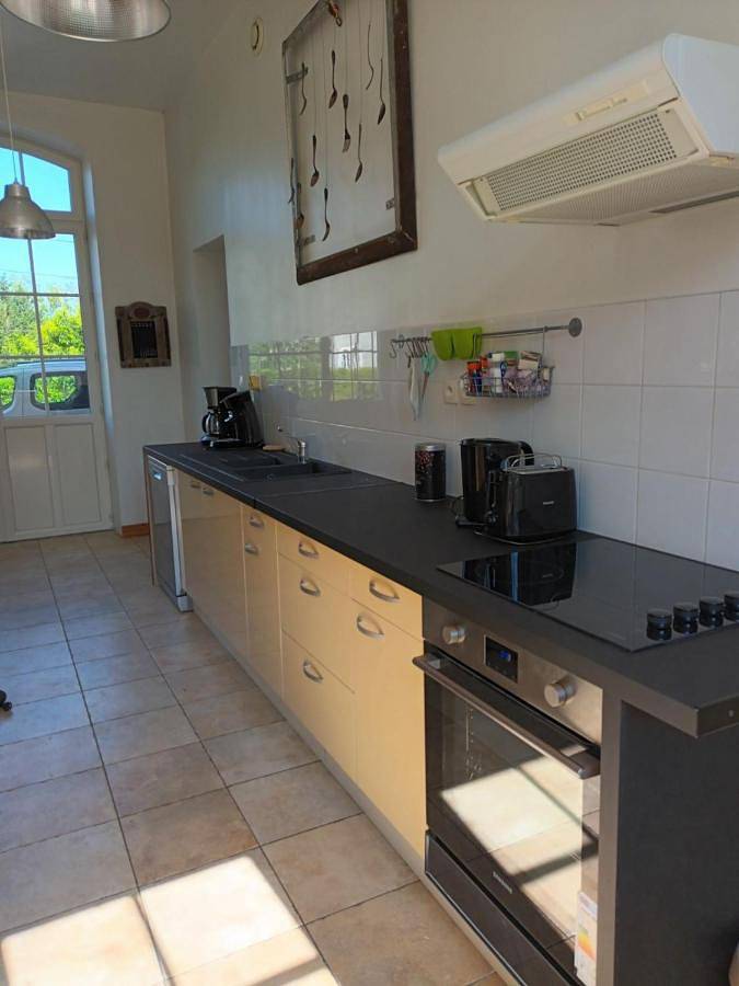 Location de vacances pour 6 personnes, avec jardin à Clefs-Val d'Anjou - 4