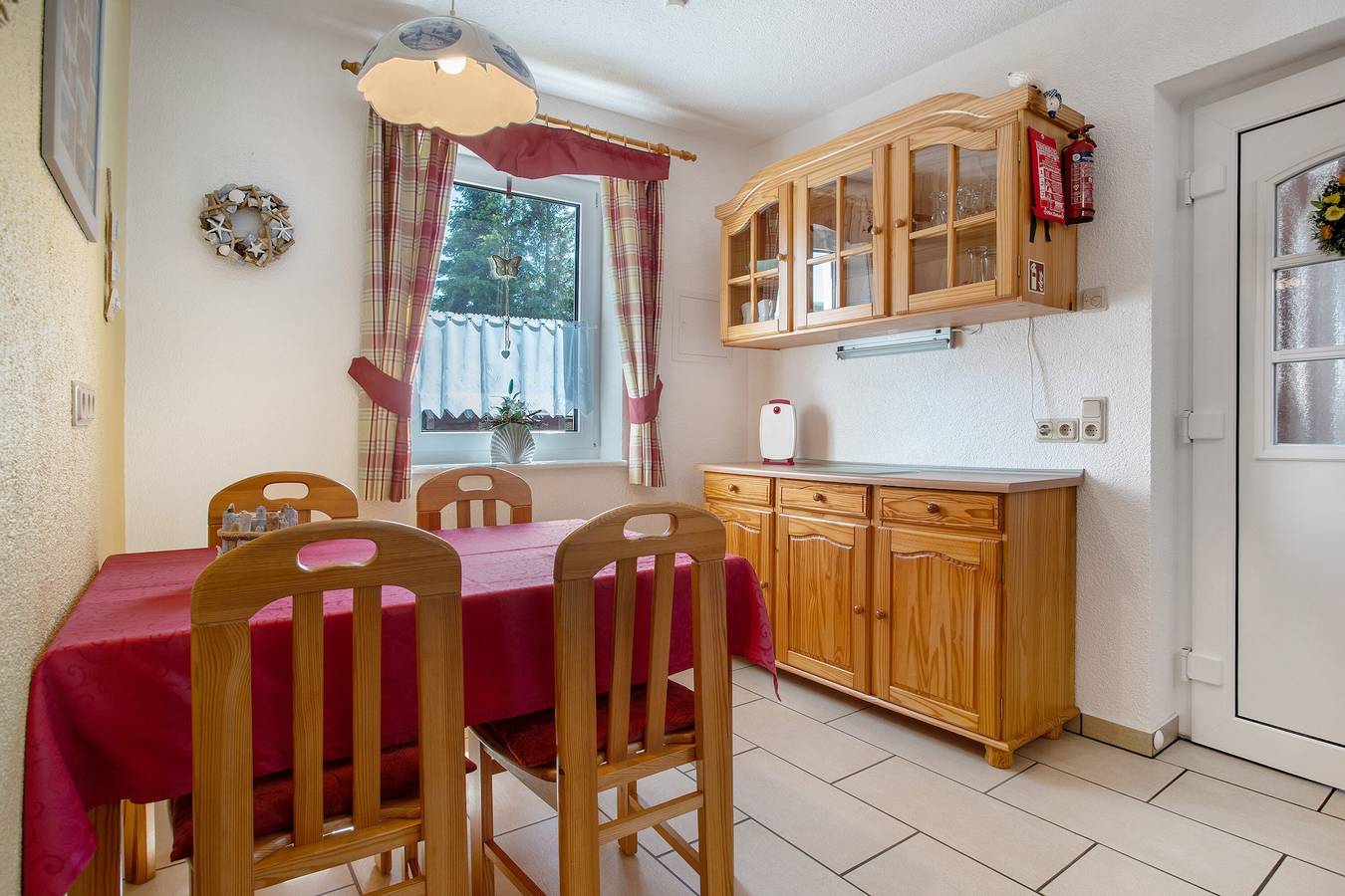 Ganze Wohnung, Ferienwohnung 'Haus Schumann - Ostsee - Darss 11' mit privater Terrasse und Gemeinschaftsgarten in Wieck am Darß, Fischland - Darß - Zingst