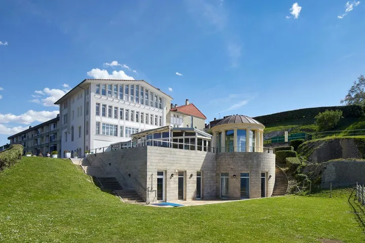 Hotel for 2 people, with garden and sauna as well as hot tub - 1