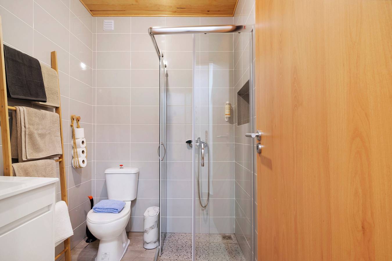 Vakantiehuis 'Gotinha D' Água' met Privétuin, Jacuzzi, Wi-Fi en Airconditioning, foto 13