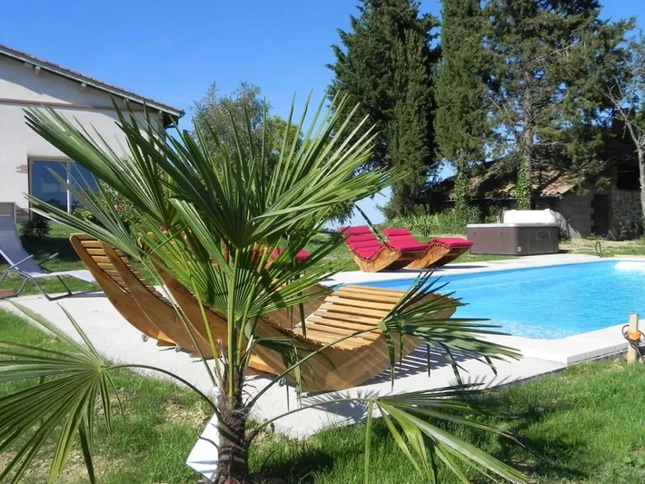 Appartement de vacances pour 2 personnes, avec sauna et vue ainsi que jardin et piscine - 1