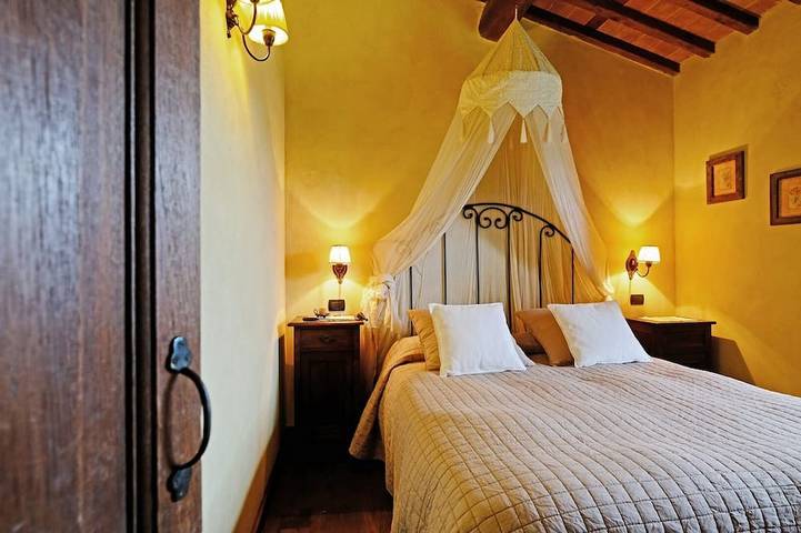 Gîte pour 4 personnes, avec piscine à Pieve Fosciana - 2