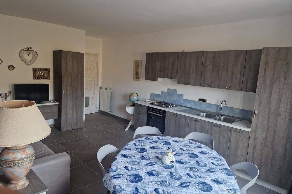 Ganze Wohnung, Nina's house 5, 300 meters from the sea in Santa Caterina dello Ionio, Catanzaro Provinz
