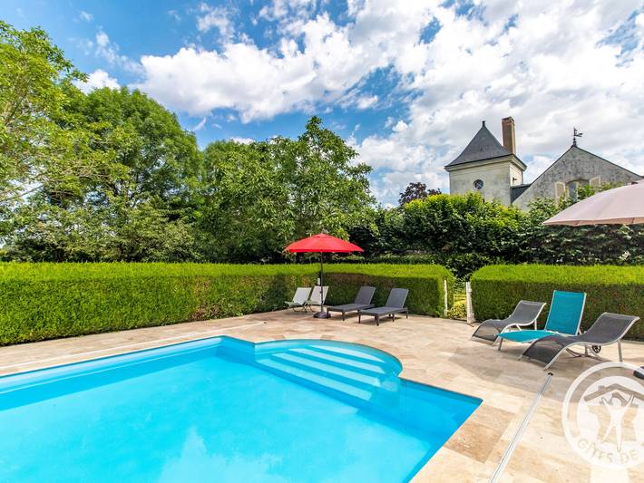 Location de vacances pour 2 personnes, avec piscine à La Ménitré - 2