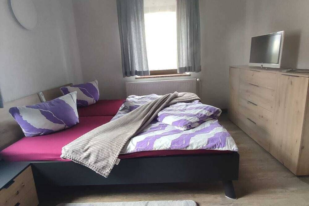 Ganze Wohnung, Ferienwohnung - Bauernhof Riedel in Kirchenlamitz, Landkreis Wunsiedel im Fichtelgebirge