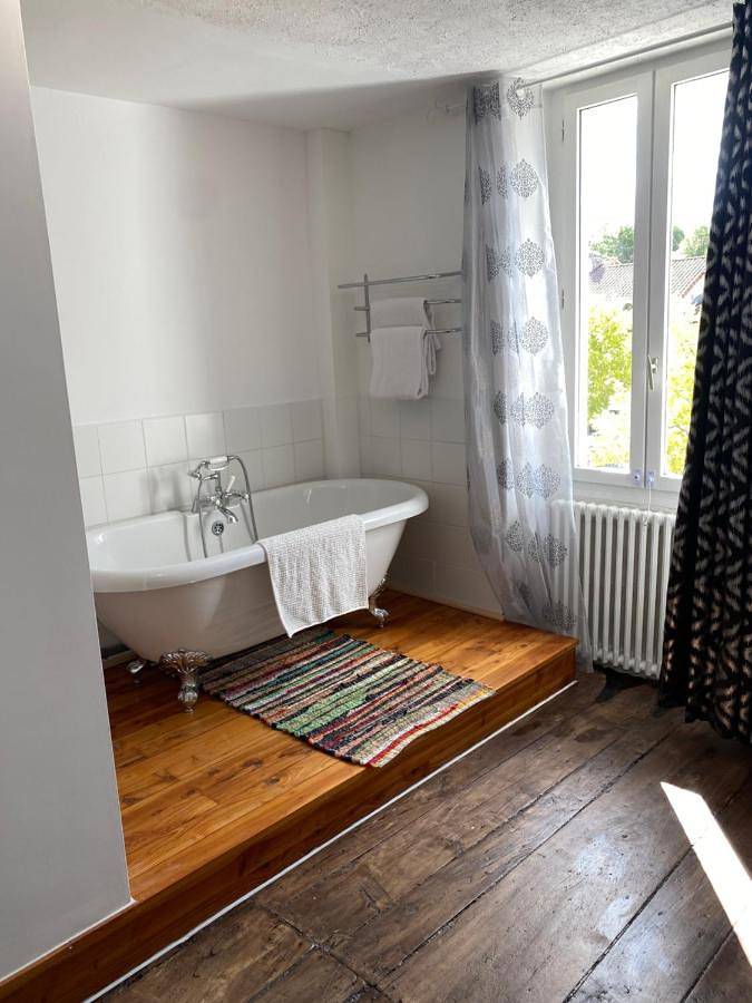 Gîte pour 2 personnes, avec vue et terrasse à Verteillac - 4